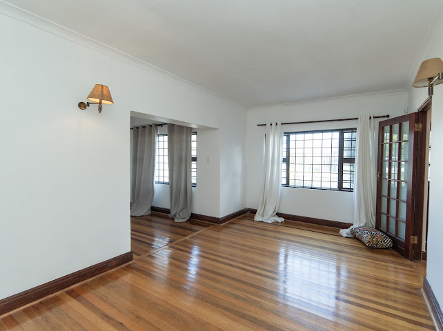 5 Bedroom Property for Sale in Summerstrand Eastern Cape